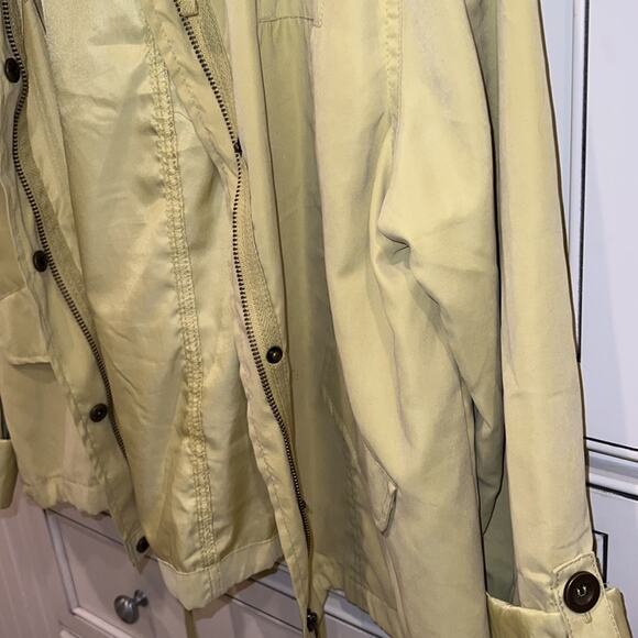 🔥🔥FIRE SALE 🔥🔥EUC BLU PEPPER lime wind jacket - Picture 3 of 11